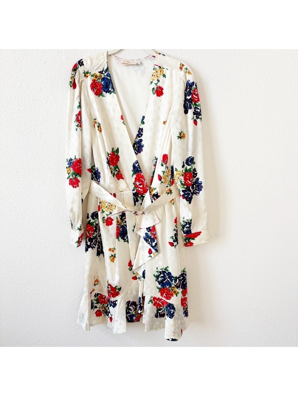 Tory Burch Printed Silk Wrap Dress Ivory Tea Rose Size 8 Floral Luxury Ruffle